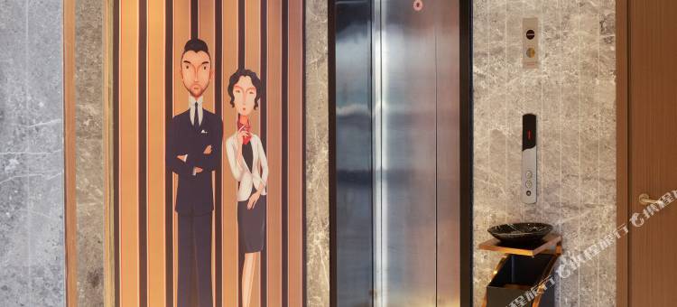 白玉兰酒店(平泉府前花园店)图片