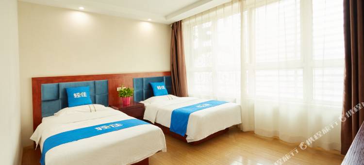 轻住酒店·君宜驿站(银川同心路怀远夜市店)图片