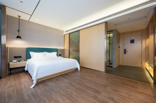 潮曼酒店(荆州高铁站方特店)