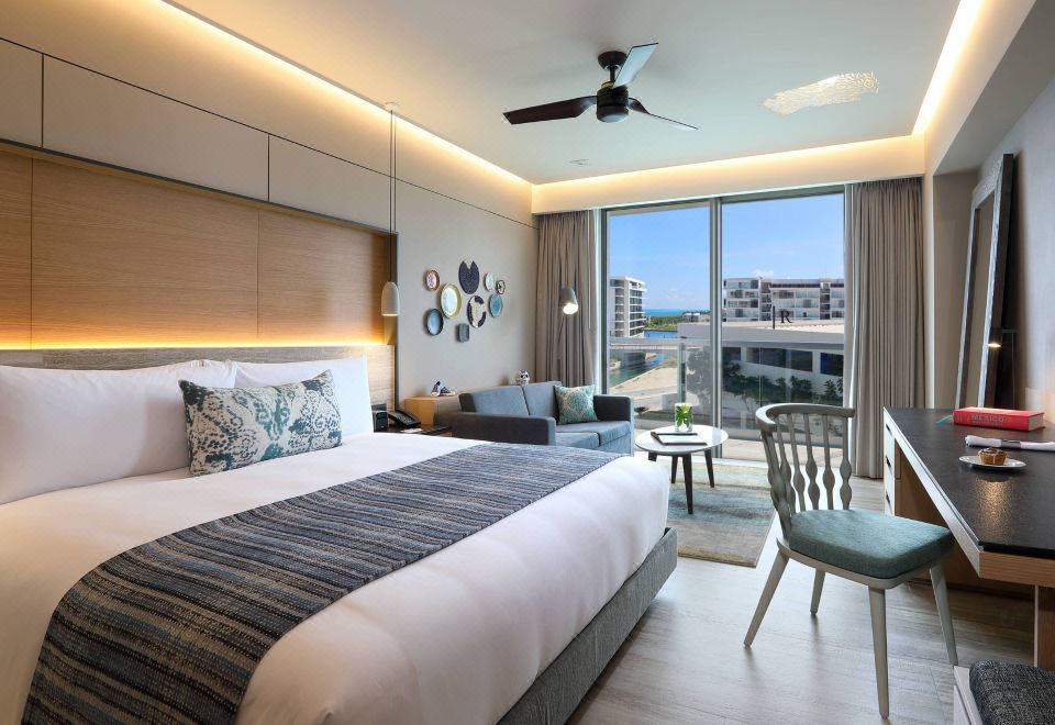 Renaissance Cancun Resort & Marina Hotel Overview