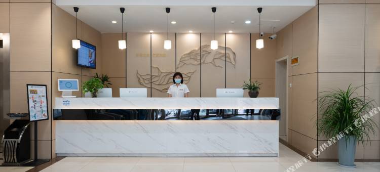 天地仁和连锁酒店(山东国际会展中心第二人民医院店)图片