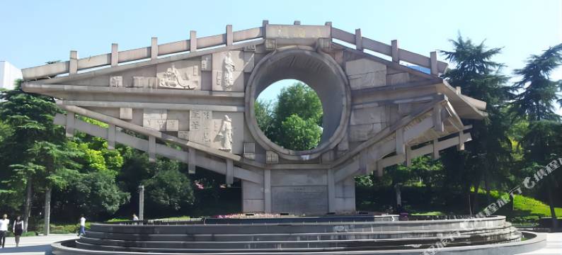 湖州青罗公寓(湖州爱山广场信业ICC店)图片