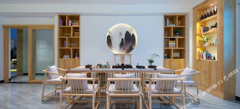 香格里拉简忆轻奢智能供氧民宿(独克宗古城月光广场店)图片