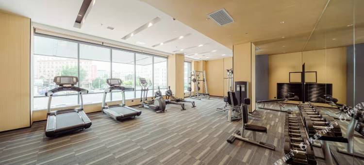 哈尔滨万枫酒店(中央大街火车站店)图片