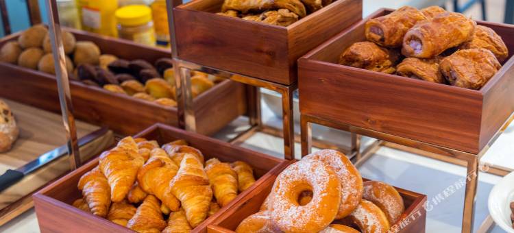 上海虹桥国家会展中心万枫酒店图片