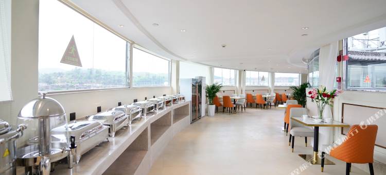 维也纳酒店(楚雄彝人古镇店)图片