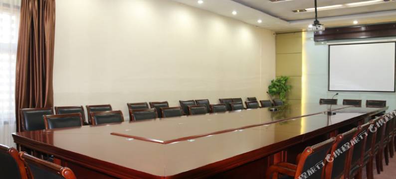 易县百益城酒店图片