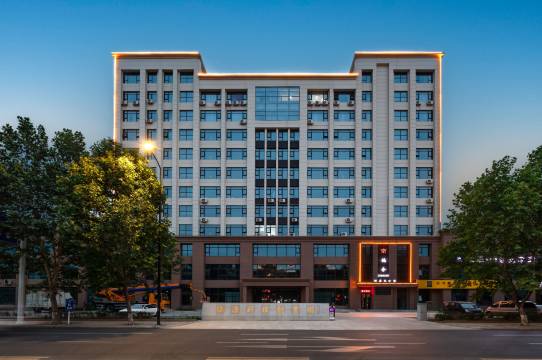 西华楠舍酒店式公寓