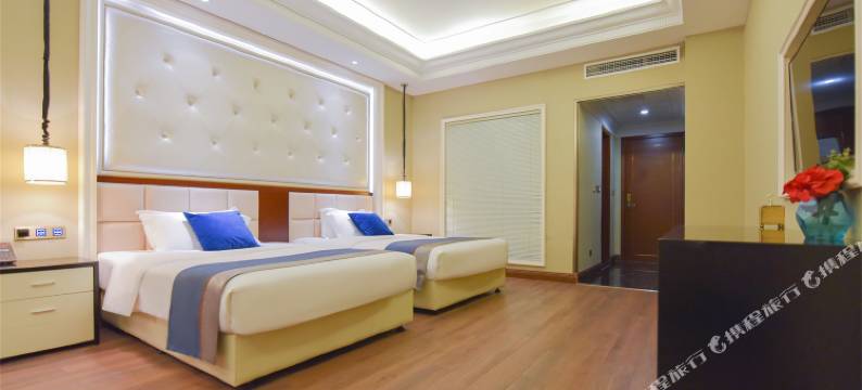 天悦湾大酒店(巴中南江彩虹桥店)图片