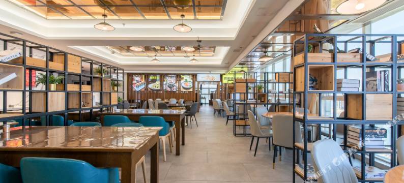 水月湾酒店(武宁西海湾山水广场店)图片