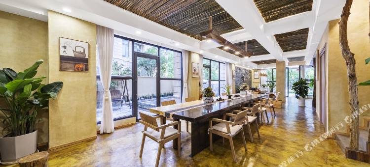 舍下小驻民宿(遵义保利未来城黔北国际汽车城店)图片