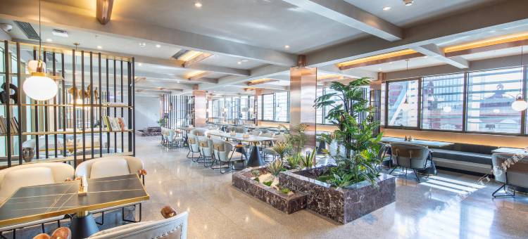 天津津湾广场滨江道亚朵S酒店图片