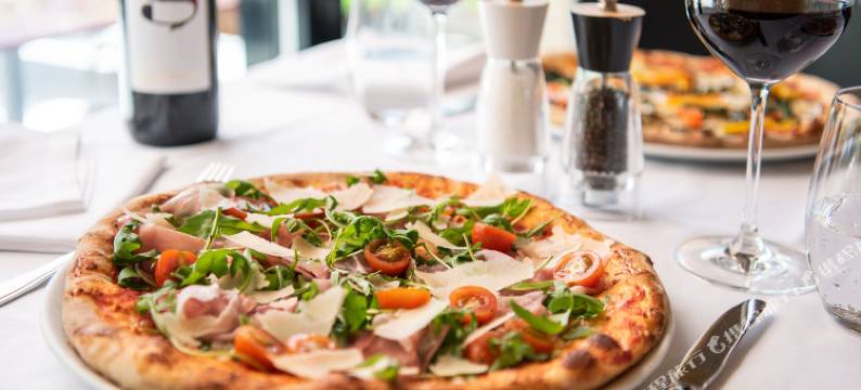 Tailormade阿尔加尔迪内托比亚斯卡酒店(Tailormade Hotel AL GIARDINETTO Biasca)图片