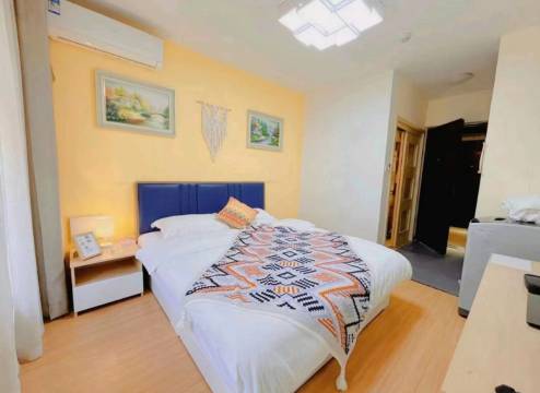 青岛倾城公寓(青岛城阳第二实验中学店)