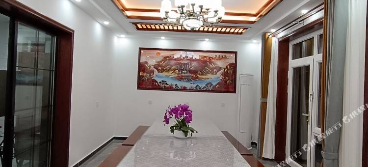 观山寄月民宿图片