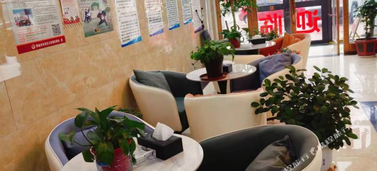 那曲鸿瑞大酒店图片