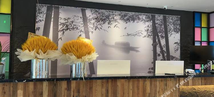 映·城美宿(应城中央广场店)图片