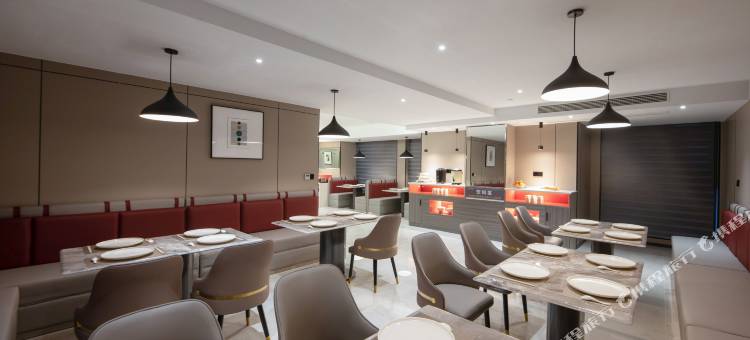 万国雅致酒店(无锡东港红豆万花城店)图片