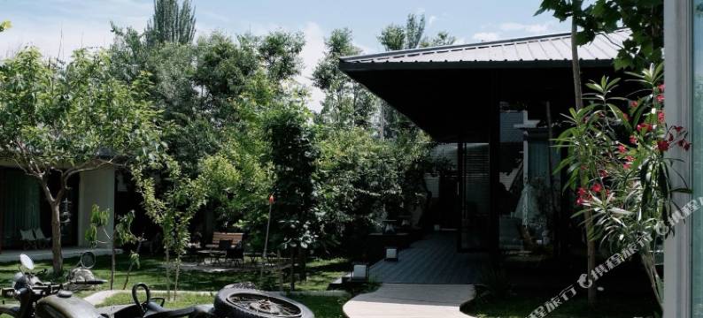 霍城叶之若庭民宿图片