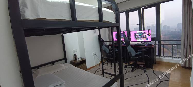 小鹿电竞酒店(湖北工业大学店)图片