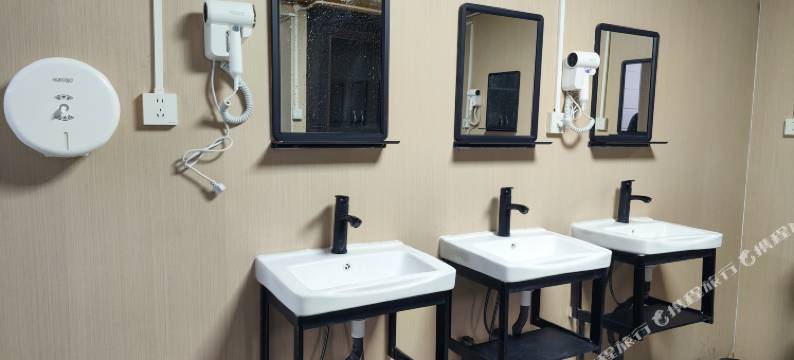 蜜橙青年旅社(宽窄巷子中医大省医院地铁站店)图片