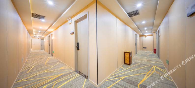 曼朵雅居酒店(重庆江北机场店)图片