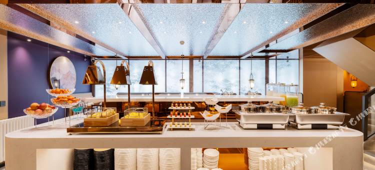 德全山水酒店(朝阳高铁站石佛营地铁站店)图片