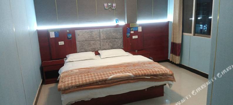 昭通锦风酒店(昭阳一中店)图片