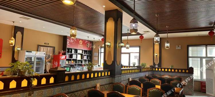 巴里坤县三塘湖杏雨轩度假酒店图片