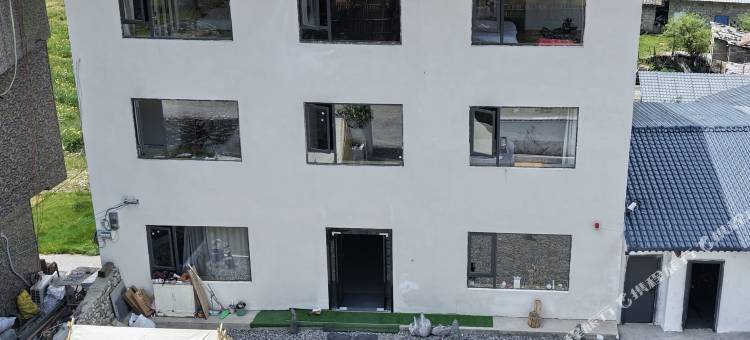 冶勒湖悦途庭院民宿图片