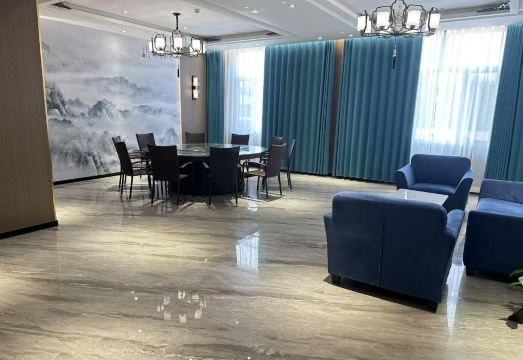 Cao County Conference Center Hotel Overview