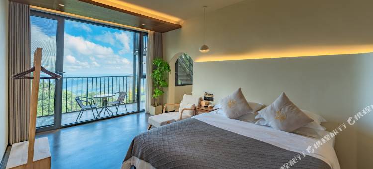 坐忘里·观峦民宿(武当山南岩景区店)图片