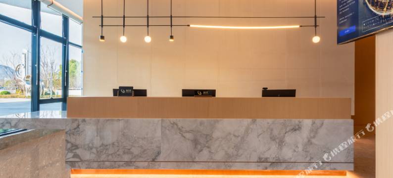 非繁云居酒店(湖州南浔高铁站店)图片