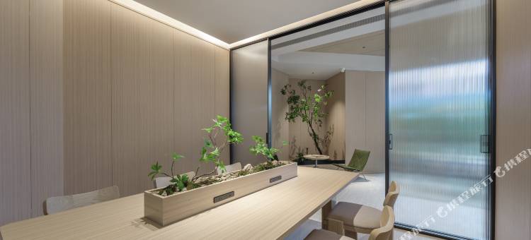 里白酒店(成都天府广场人民公园地铁站店)图片