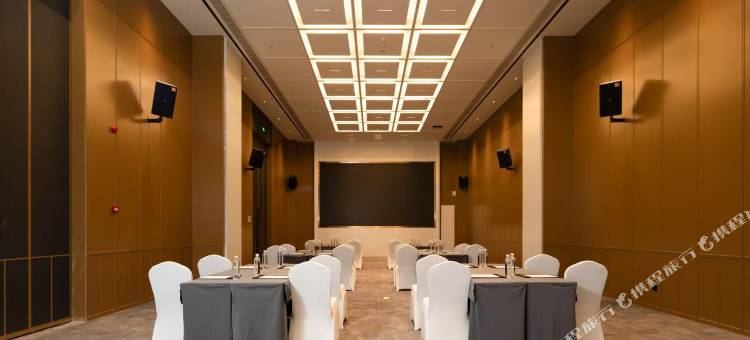 若尔盖康缦酒店图片