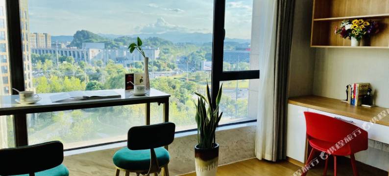 天空小窝·自助投影公寓(黄山屯溪黎阳老街店)图片