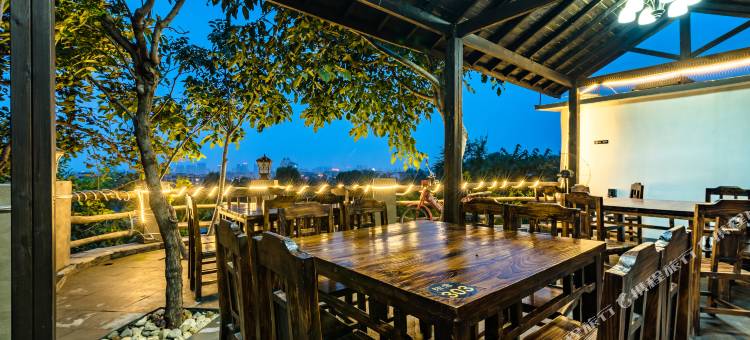 花筑·泰山陌雲民宿图片