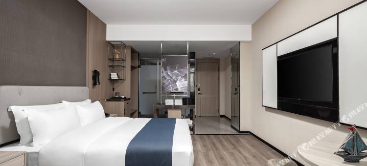 柏曼酒店(东方高铁站万达广场店)图片