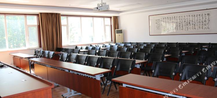 金海假日酒店(日照火车站店)图片