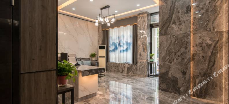 沁阳豪杰风格酒店(新通南街分店)图片