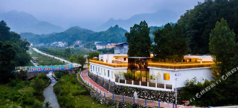 栾川元居自在客栈图片