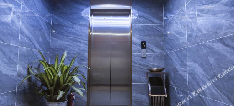 桂北风光大酒店(高铁北站中豪国际店)图片