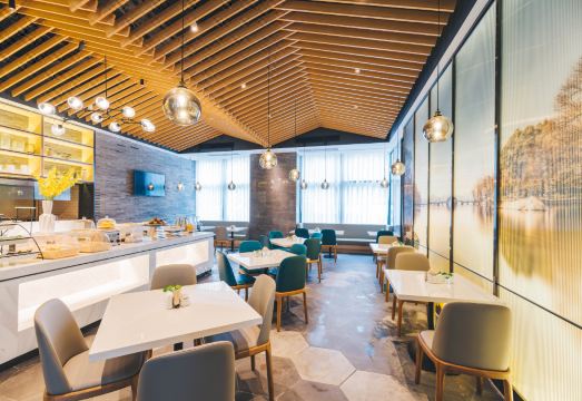 Atour Hotel Hangzhou Qianjiang New City Qianjiang RoadHotel Overview