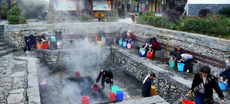 宜春温汤镇良筑温泉民宿图片