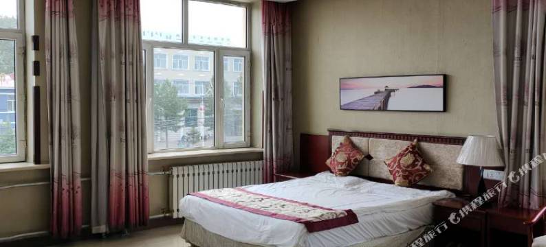 根河龙山宾馆图片