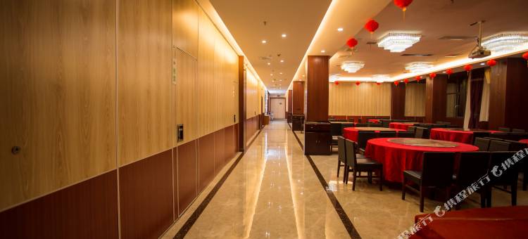 格菲酒店(鄱阳城东建材市场)图片