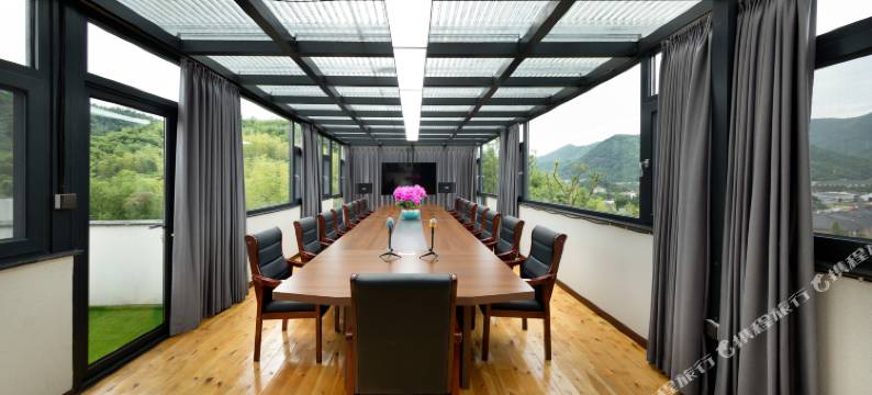 安吉那片海·温泉度假高端私域旅居(余村两山景区店)图片