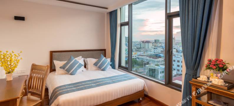 龙凤酒店(Dragon Phoenix Hotel)图片