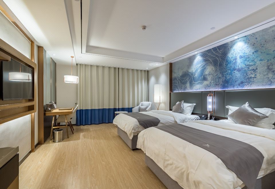  Hotel Overview