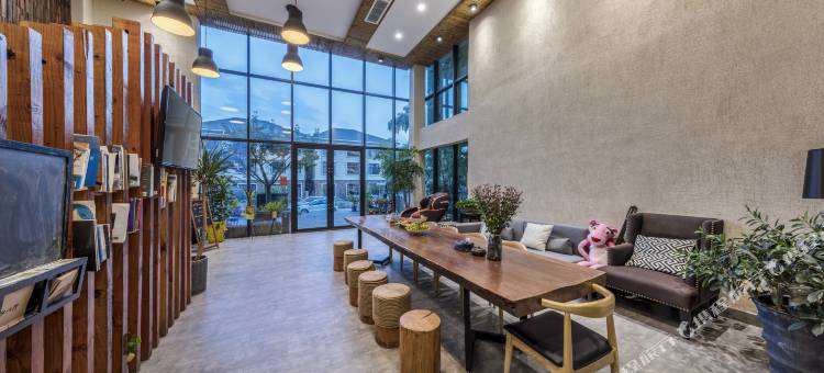 长兴桔子红了民宿(八都岕景区店)图片